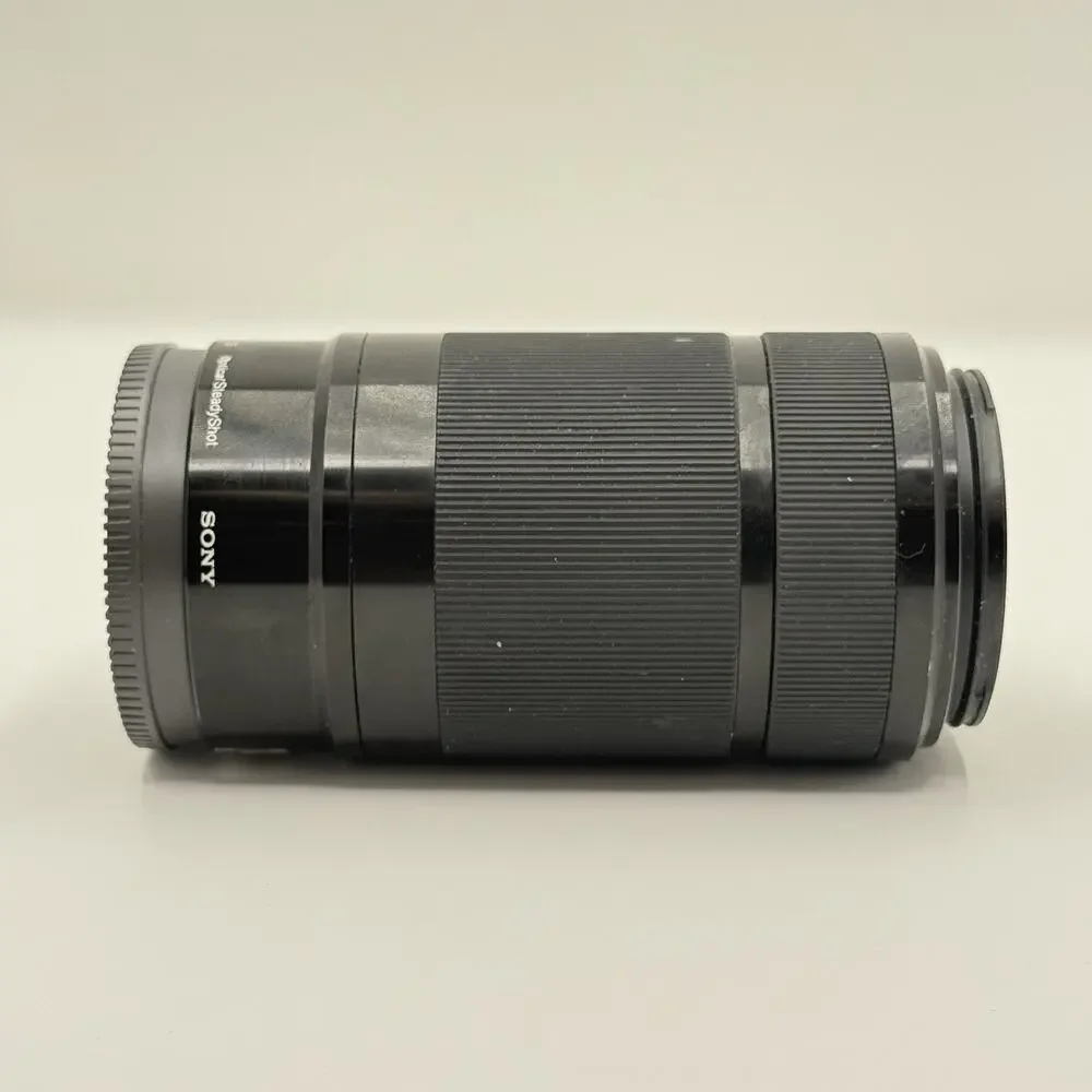 Sony E 55 210mm F4.5 6.3 OSS Zoom Lens SEL55210 Black Box Hood